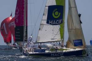 2009-07-Solitaire-Du-Figaro-7071