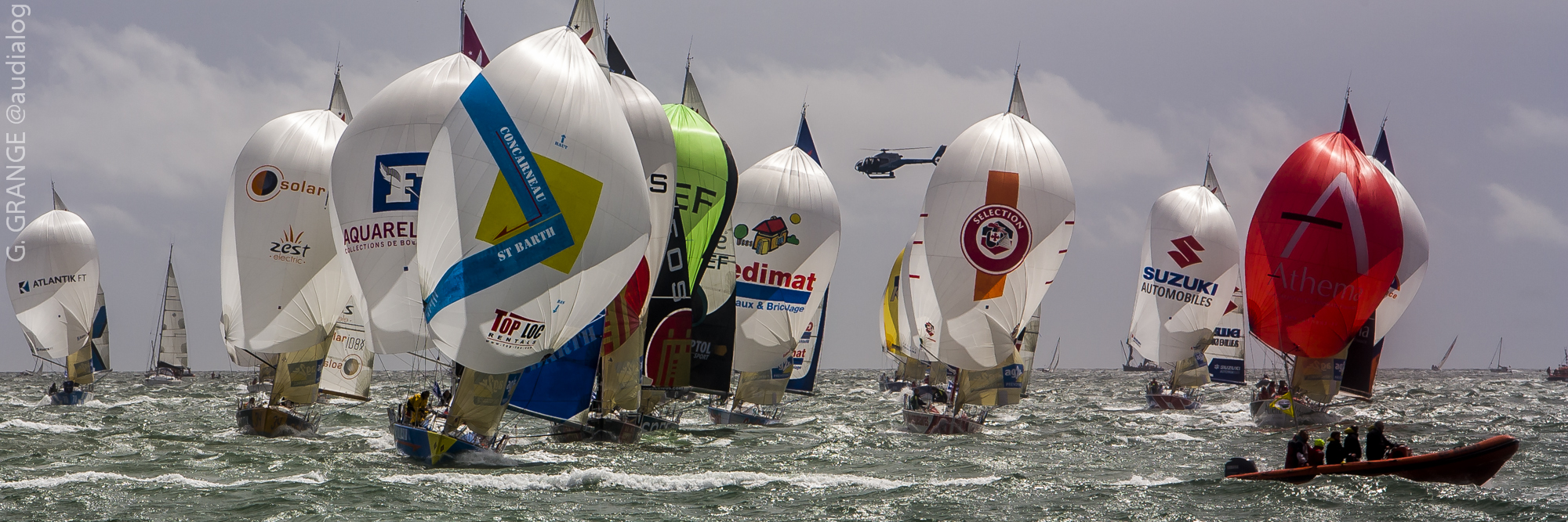 Voiliers Figaro Beneteau 2 Sous Spi lors de la course au large Transat AG2R